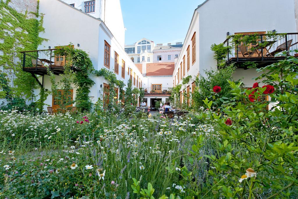 Отель Schreiners Essen Und Wohnen Вена Экстерьер фото